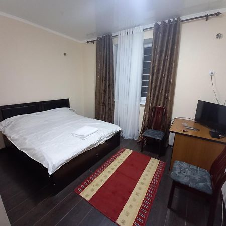 Adi Hotel Bişkek Dış mekan fotoğraf
