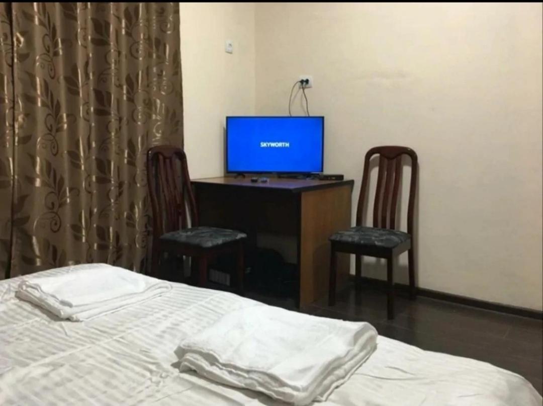 Adi Hotel Bişkek Dış mekan fotoğraf