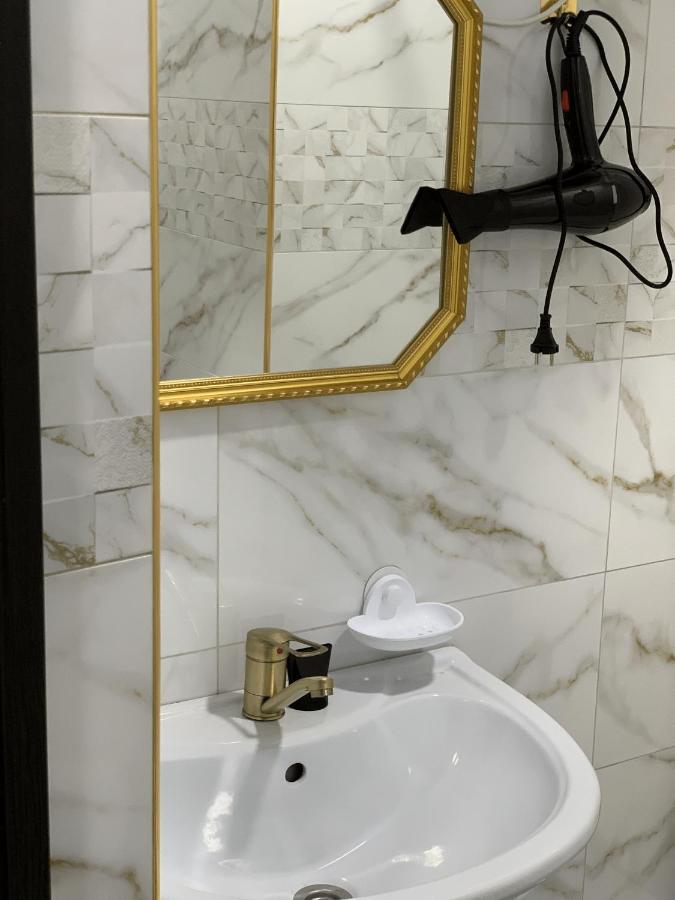Adi Hotel Bişkek Dış mekan fotoğraf